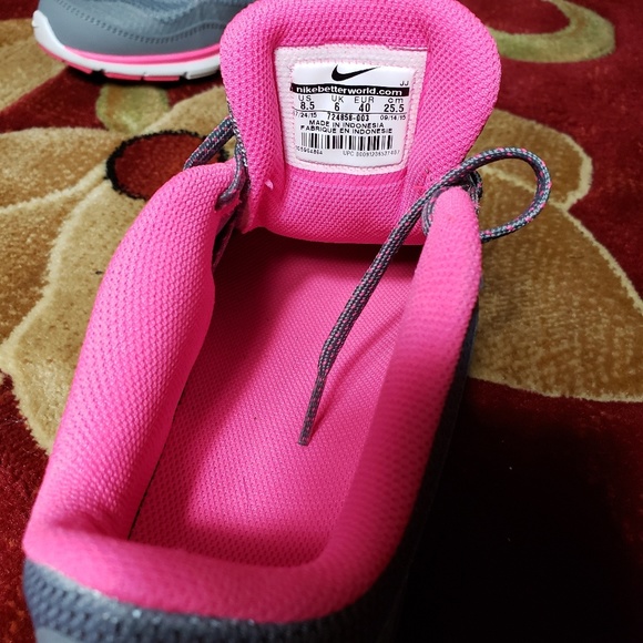 SALE!! Nike training flex TR 5 - Picture 4 of 5